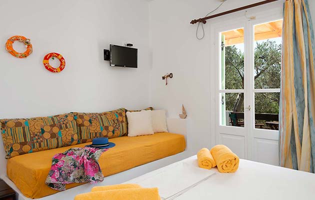 Το εσωτερικό του στούντιο 2