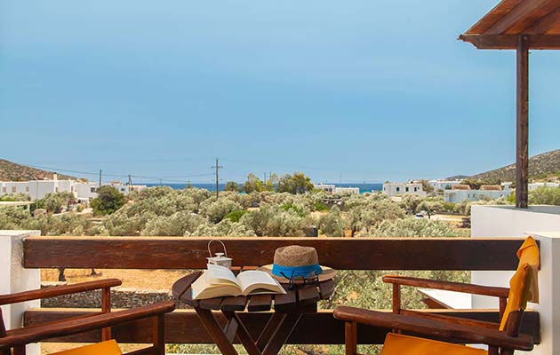 Βεράντα με θέα στη θάλασσα